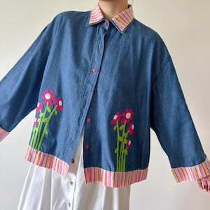 vintage denim blouse button down vintage top blue pink minimalist 90s retro vintage style oversize denim shirt floral embroidered size L/XL