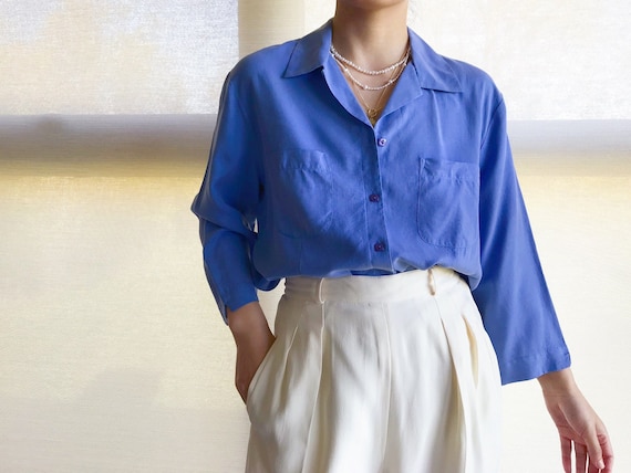 minimalist vintage button down large 90/'s blue silk blouse short sleeve collared shirt