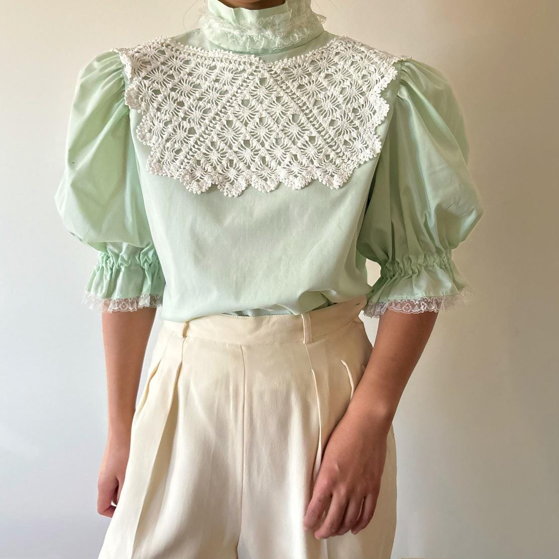トップス Vintage Crochet lace collar blouse Vintage Blouse Crochet Collar Lace Shirt Vintage Shirt