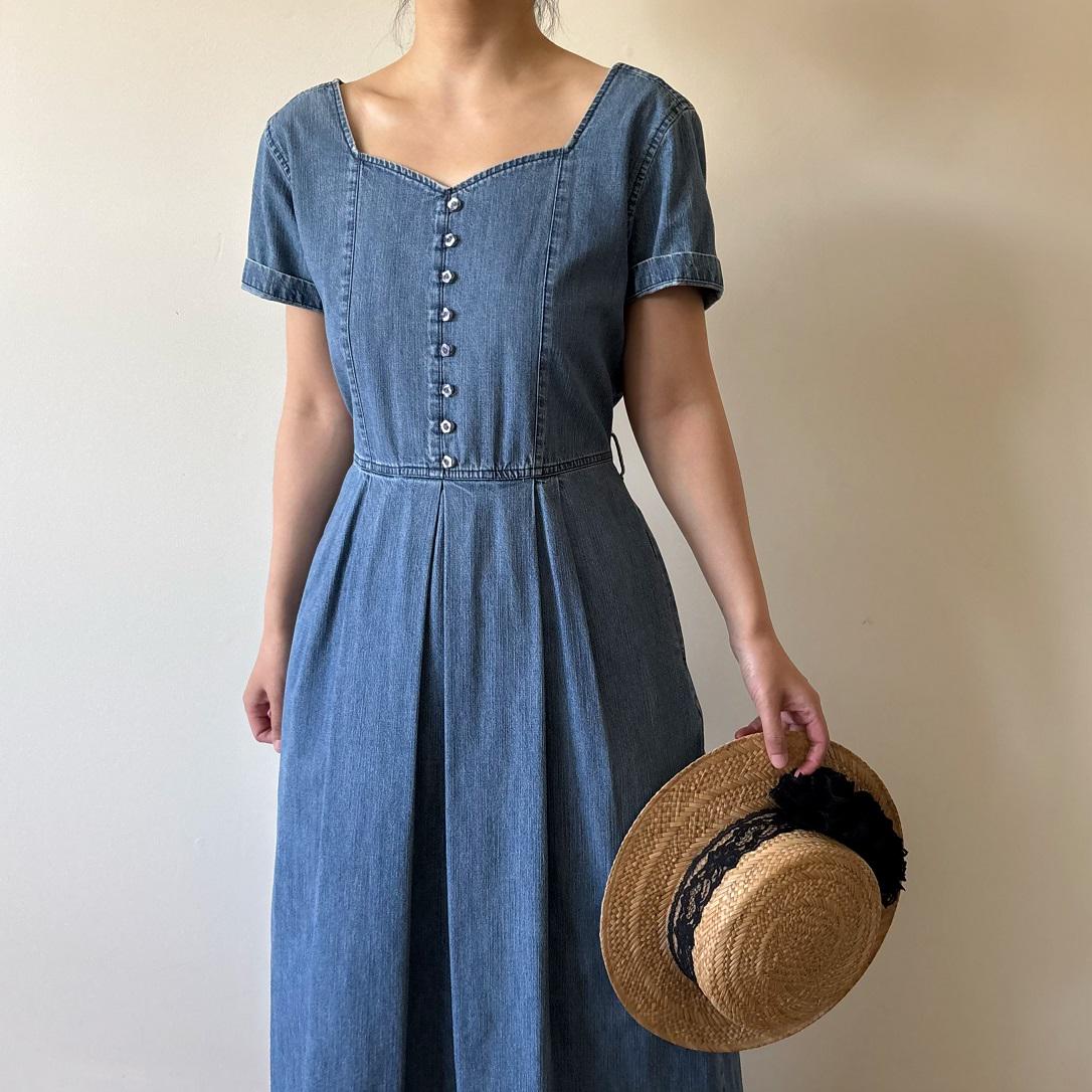 black midi dress for women Black Three Quarter Length Sleeve Midi Dress