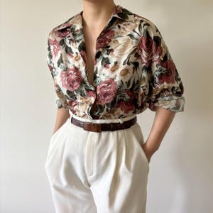 vintage silk blouse silk shirt silk top floral rose peony tulip pastel 90s retro vintage style button down minimalist size M/L