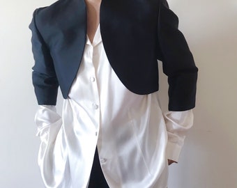 vintage blazer silk blazer cropped top black minimalist capsule wardrobe formal party silk blouse silk shirt 90s retro style size S/M