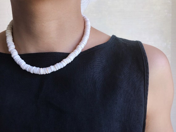 vintage necklace shell necklace white necklace ch… - image 3