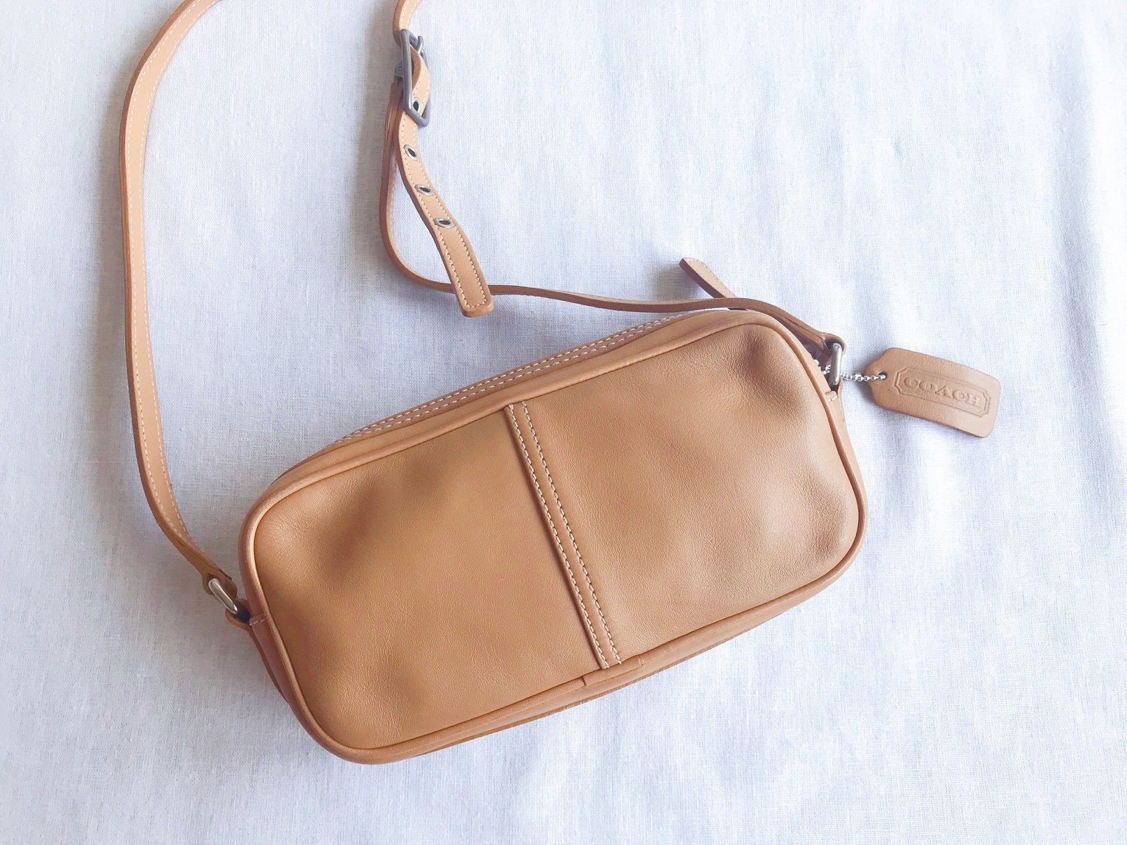 Vintage Coach Camera Bag Crossbody Shoulder Zip Top Purse Etsy