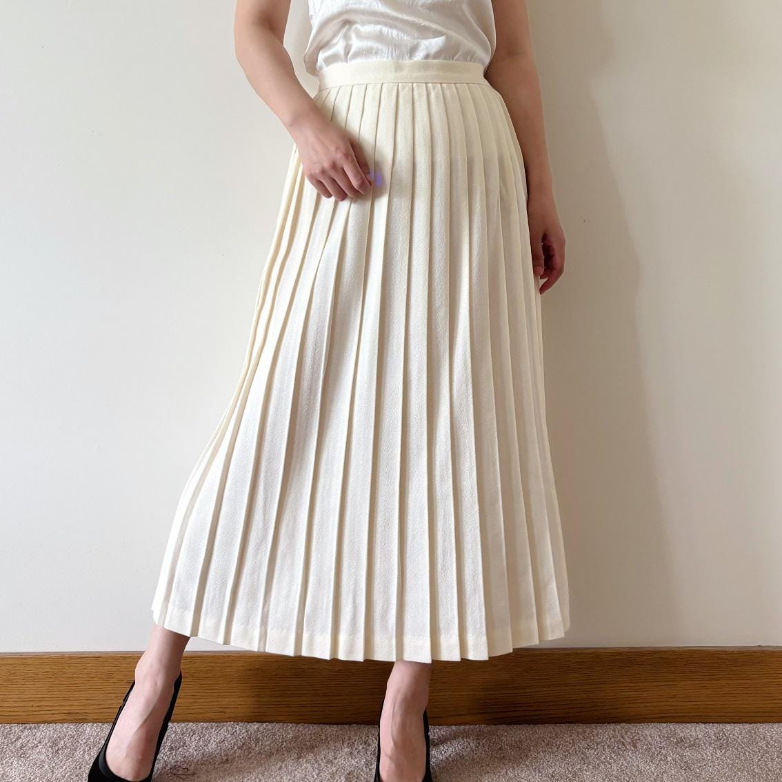 ワンピース Ruffled Layered Wrap Skirt Cream 5_256c5c0a-9c26-4f76-b2a4-
