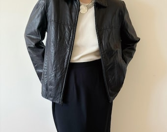 Veste en cuir vintage blazer en cuir noir des années 90 Y2K style rétro minimaliste veste courte boyfriend style design classique veste automne taille M