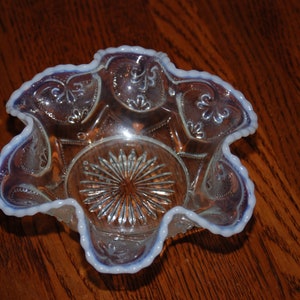 Vintage Northwood Glass French Opalescent Jeweled Heart Hexagonal Ruffled Edge Bowl