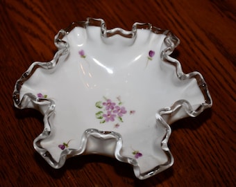 フェントン　コインドット　クランベリーフリルボウル　お値下げ中 フェントン コインドット クランベリーフリルボウル お値下げ中