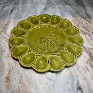 Vintage California Pottery Avocado Green Chicken Deviled Egg Platter USA