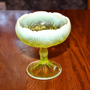 Vintage Mosser Vaselina Opalescente Cardo Compota Plato