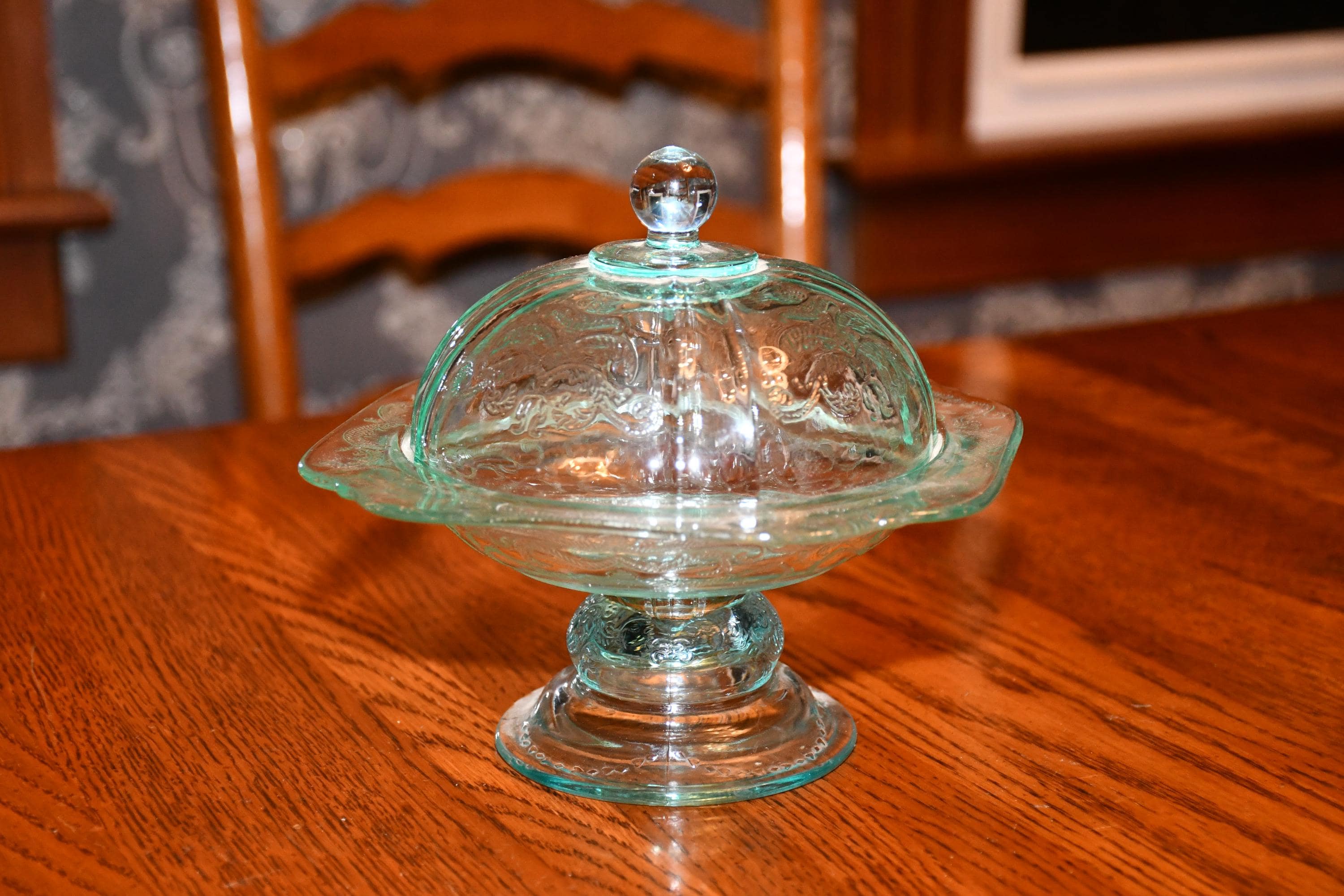 フェデラル　クリスタル 　マドリッドキャンディディッシュスクエアバタードーム Madrid Butter Dish - Etsy