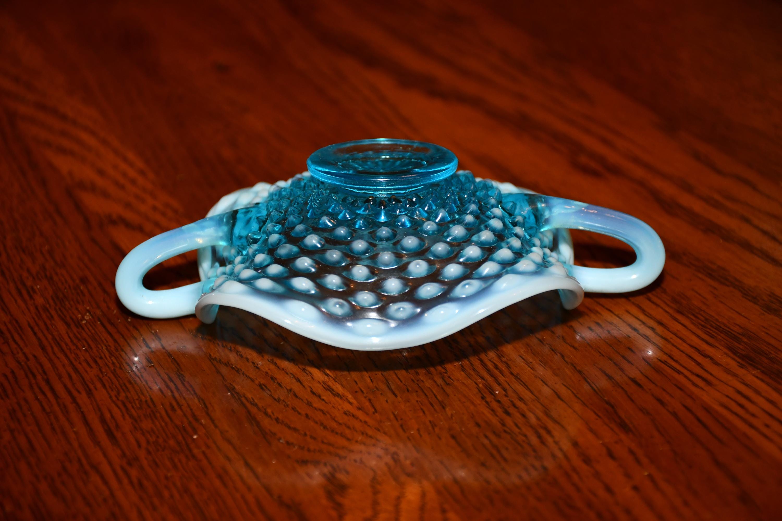 ヴィンテージ フェントン ブルー オパールセント ホブネイル 2ハンドル