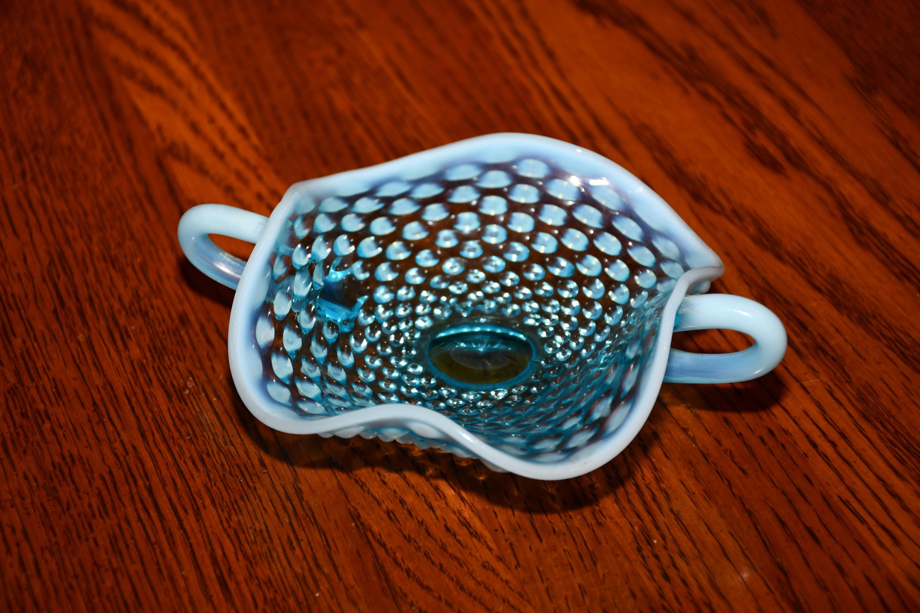 ヴィンテージ フェントン ブルー オパールセント ホブネイル 2ハンドル