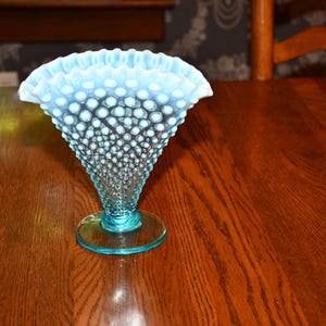 Vintage Fenton Blue Opalescent Hobnail Large 8&quot; Fan Vase