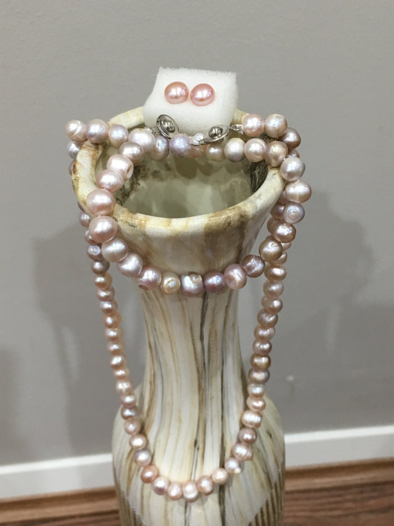 Fresh water cultured pearls