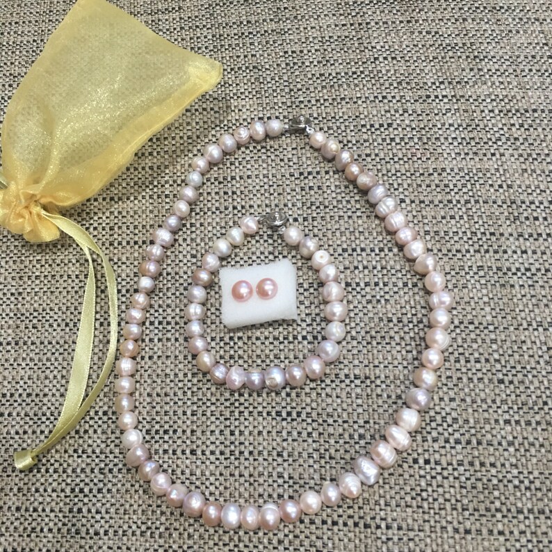 Fresh water cultured pearls