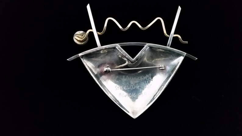 Keyworth brooch Modernist K