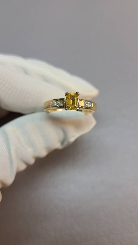 Vintage Genuine Yellow Sapphire Engagement Ring 1… - image 2