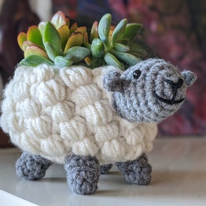 PATTERN ONLY Small Sheep Planter image 1