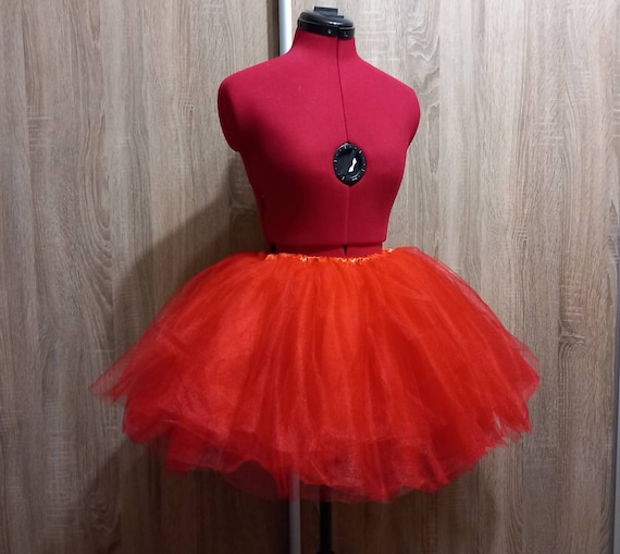 falda de tul rojo