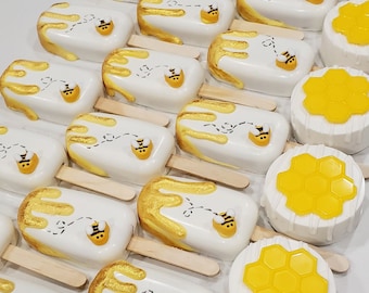 Winnie the Pooh cakesickles treats Honey Bee (please read full description)