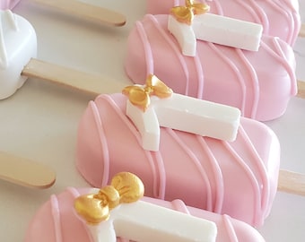 Minnie Mouse First birthday cakesickles cake pop (please see full description)