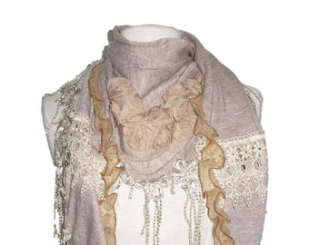 Beautiful scarf shawl wrap with vintage look floral and fringe hem