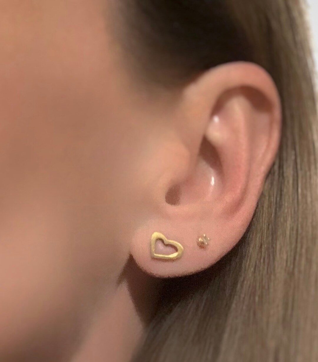 正規品・関税込み◆HEI◆ALICE HEART EARRING Designer fashion, Seoul-fully created | W Concept