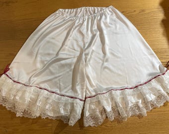 Bloomers drawers with laces, Victorian Edwardian Style , wide legs