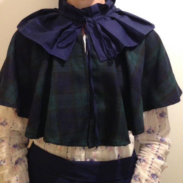 Ladies Late Victorian 1890 tartan cape full circle gentry costume fancy dress navy sizes 4-30