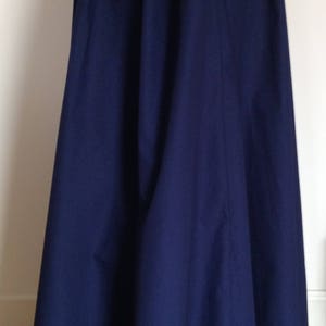 Late Victorian style 1890s ladies Skirt, full length, navy/royal blue, sizes 4-30 画像 2