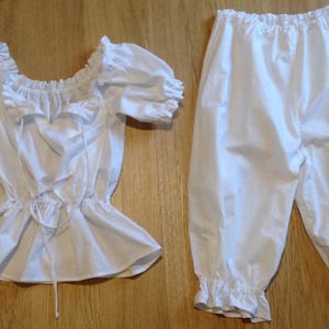 set of bloomers/capri and peasant blouse, sizes 4-30 pyjama set