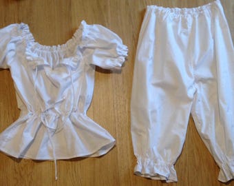 set of bloomers/capri and peasant blouse, sizes 4-30 pyjama set