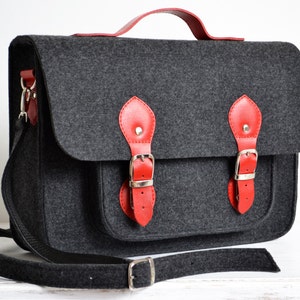 Bolso bandolera de fieltro para portátil: MacBook Pro de 15 pulgadas, detalles de cuero