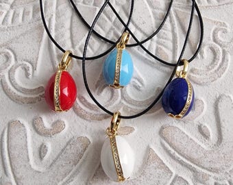 Collier œuf En Métal - Bijou Neuf Original, Vendu Sans Emballage