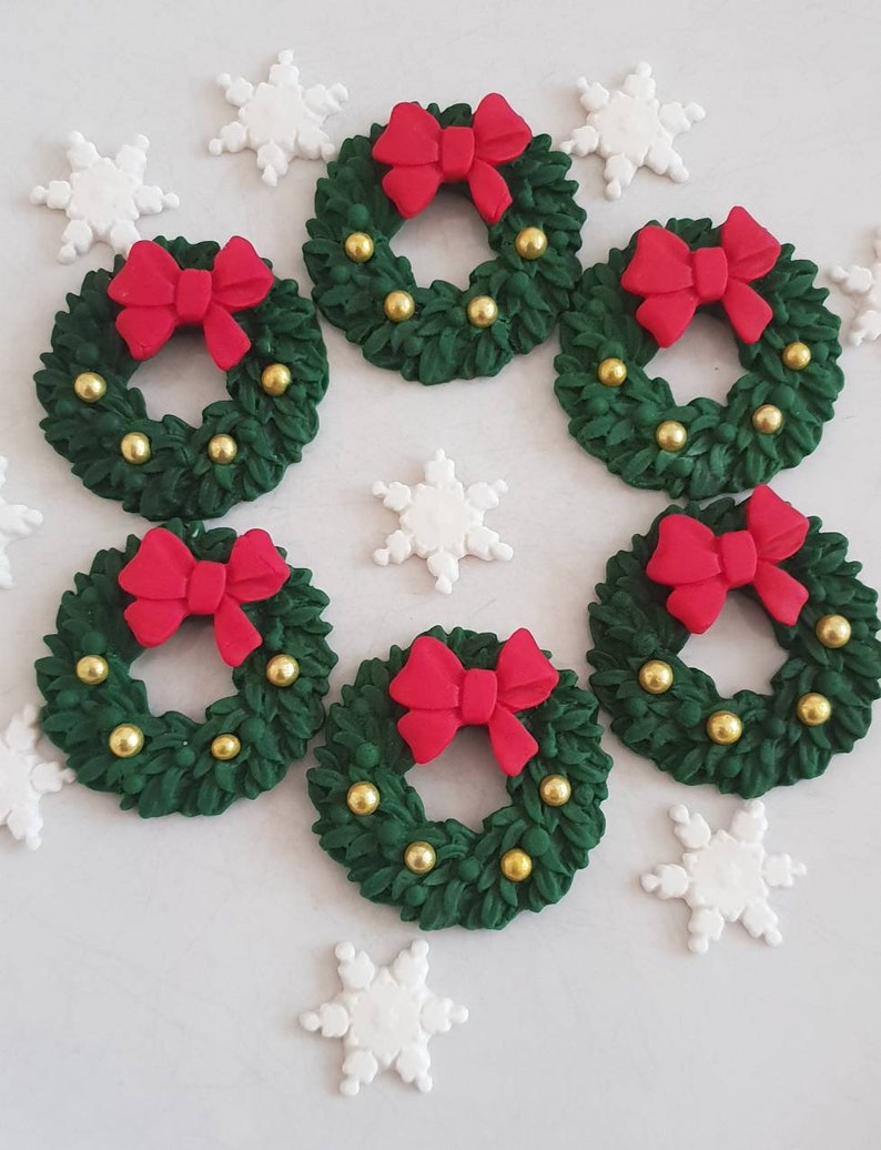 Edible Christmas Decorations Edible Wreaths Cake Toppers Etsy