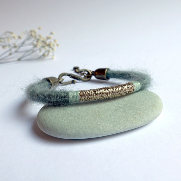 Bracelet laine tissé pour femme · Cadeau femme · Bijou textile · Cadeau septième anniversaire de mariage · Noces de laine
