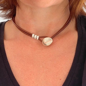 Collana girocollo in argento, girocollo in pelle Boho, collana girocollo da donna, gioielli Boho, girocollo con bottone in argento, regalo per lei, regalo per le donne
