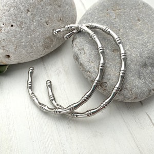 Bracelets manchette ouverts, Bijoux joncs métalliques simples, Bracelet réglable, Cadeau pour elle, Bracelet jonc, Bracelets empilés, Manchette délicate