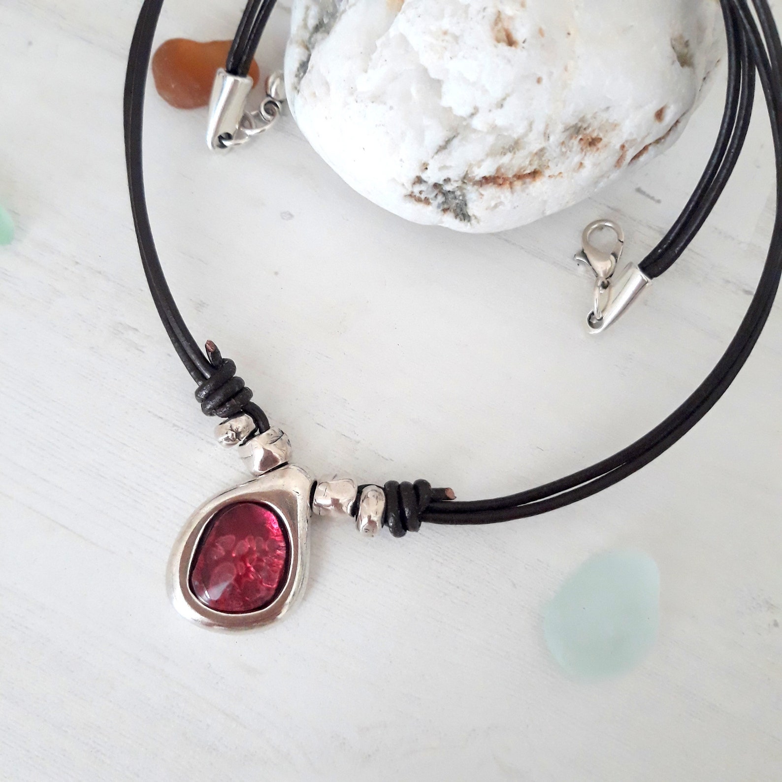 Leather crystal necklace Clearance
