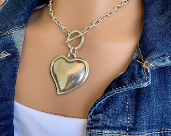 Collier de chaîne de coeur en argent Choker Large Heart Statement, cadeau pour son cadeau d’anniversaire de bijoux de fantaisie frappants, cadeau de fête des mères