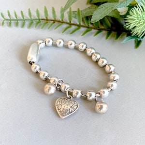 Kettenarmband mit Herz, Schweres Kugelketten Armband, Großes Kreise Armband für Frauen, Geschenkidee für sie, Lässiger Schmuck für jeden Tag
