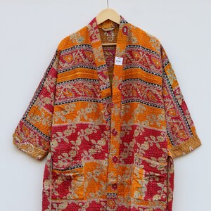 Women Wear Cotton Quilted Coat, Vintage Kantha Quilted Reversible jacket, Kimono Style Jackets, Indian handmade House Robe