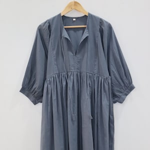 Robe midi en gaze de coton grise : robe d'été à col profond