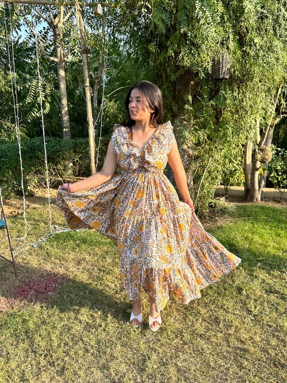 Floral Cotton Gauze Dress: Ruffle Collar Block Print Midi Dress