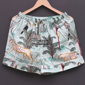 Amrita Pajamas Set Fuchsia Tiger Stripe
