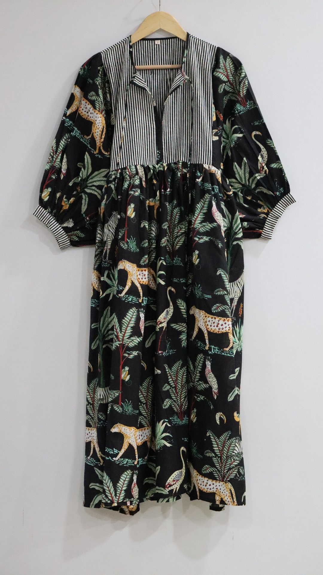 Women's Art Animal Print V Neck Long Sleeve Lace Up Midi Dress