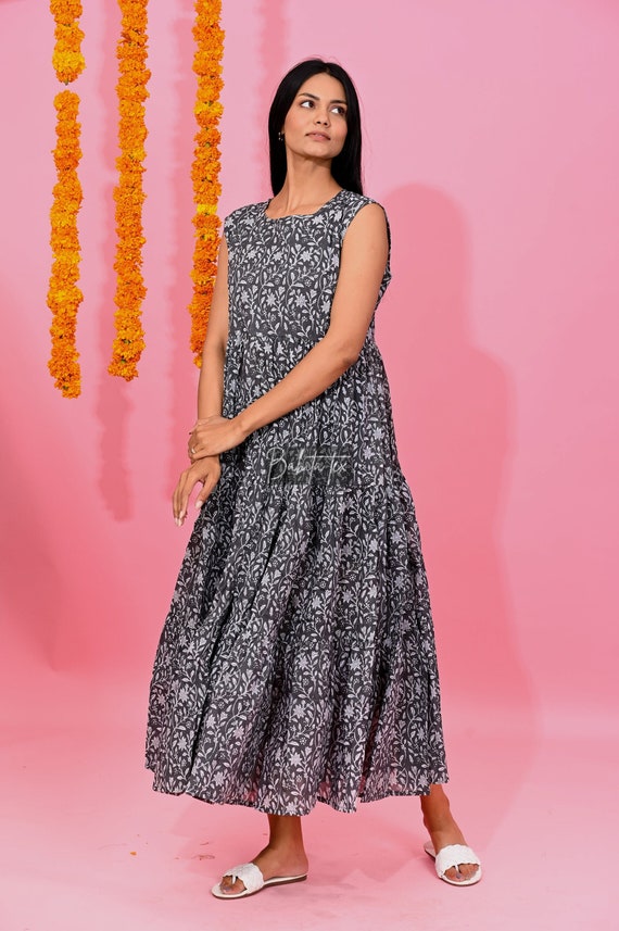 black wedding guest dress maxi Ever-Pretty Stretch Bodice Spaghetti Strap Evening Dress for Black Tie & Formal Events Occasion Dress