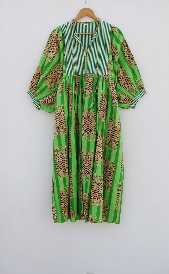 Green Tiger Print Maxi Dress for Women, Bold Boho Cotton Dress, Oversized Statement Midi Dress, Jungle Safari Vacation Outfit Green Tiger Print Maxi Dress for Women, Bold Boho Cotton Dress, Oversized Statement Midi Dress, Jungle Safari Vacation Outfit