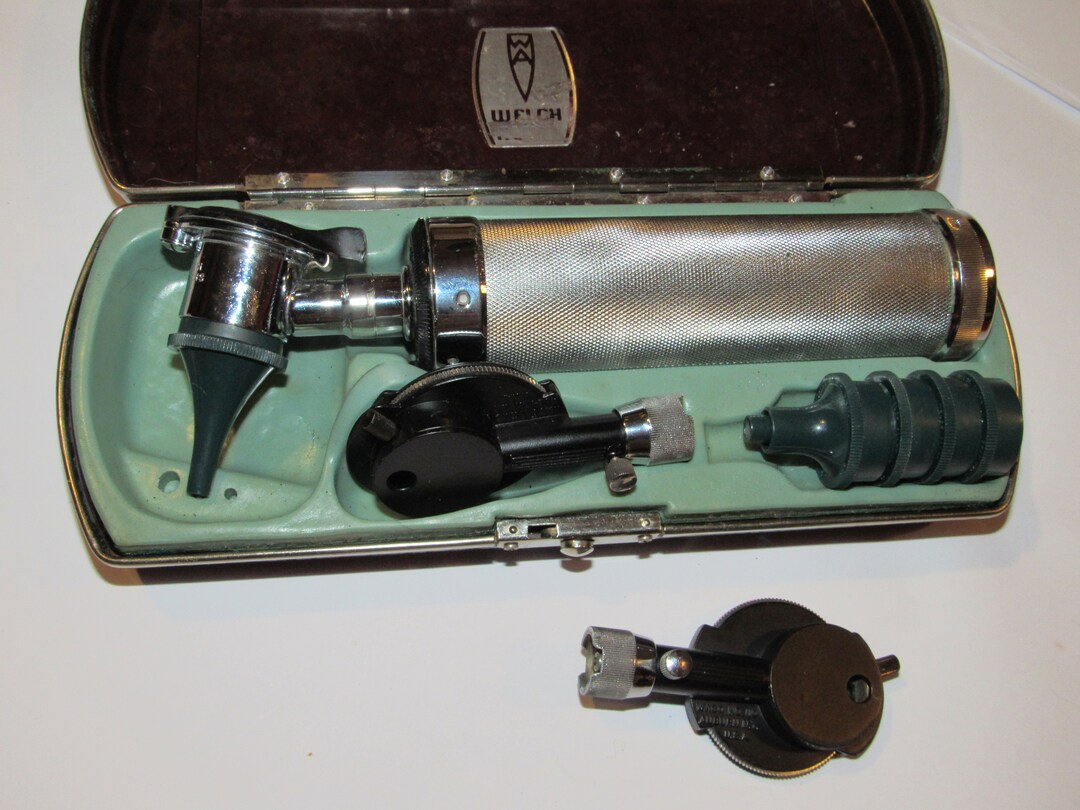 Vintage Welch Allyn Otoscope & Ophthalmoscope With Handle Etsy
